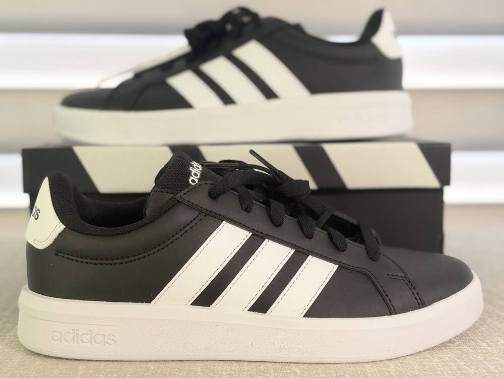 Adidas Grand Court 3.0 J Youth Size 6 / Women 7 Jp9366 Black And White